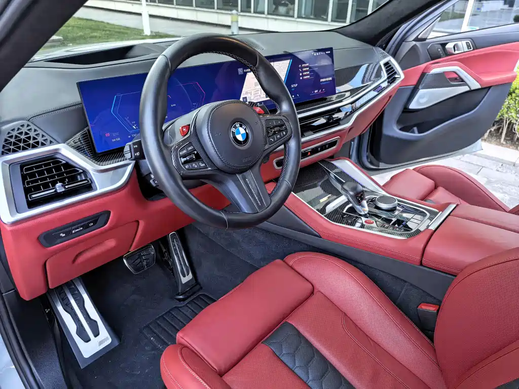 BMW X6 M Competition 2023 - фото 9