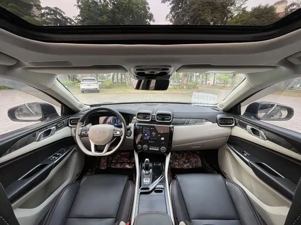 Lynk & Co 02 2018 1.5T DCT FWD Pro Edition China V