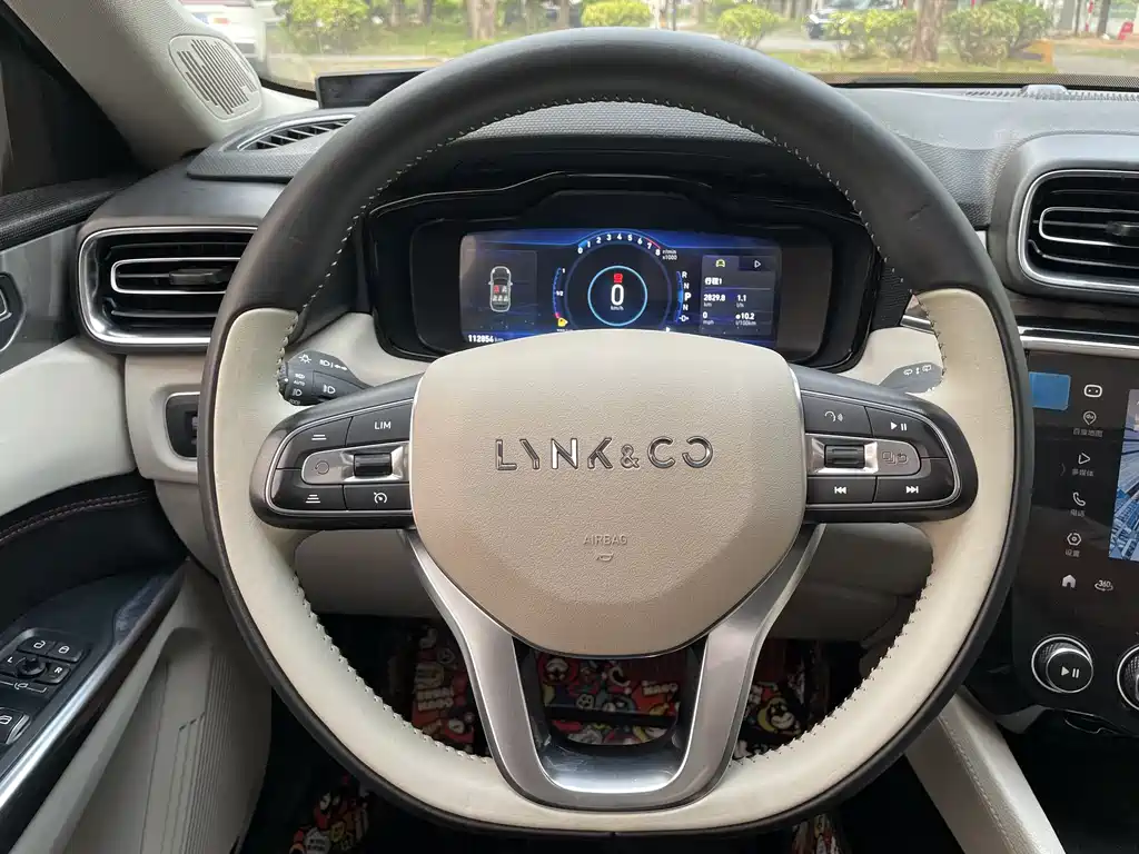 Lynk & Co 02 2018 1.5T DCT FWD Pro Edition China V