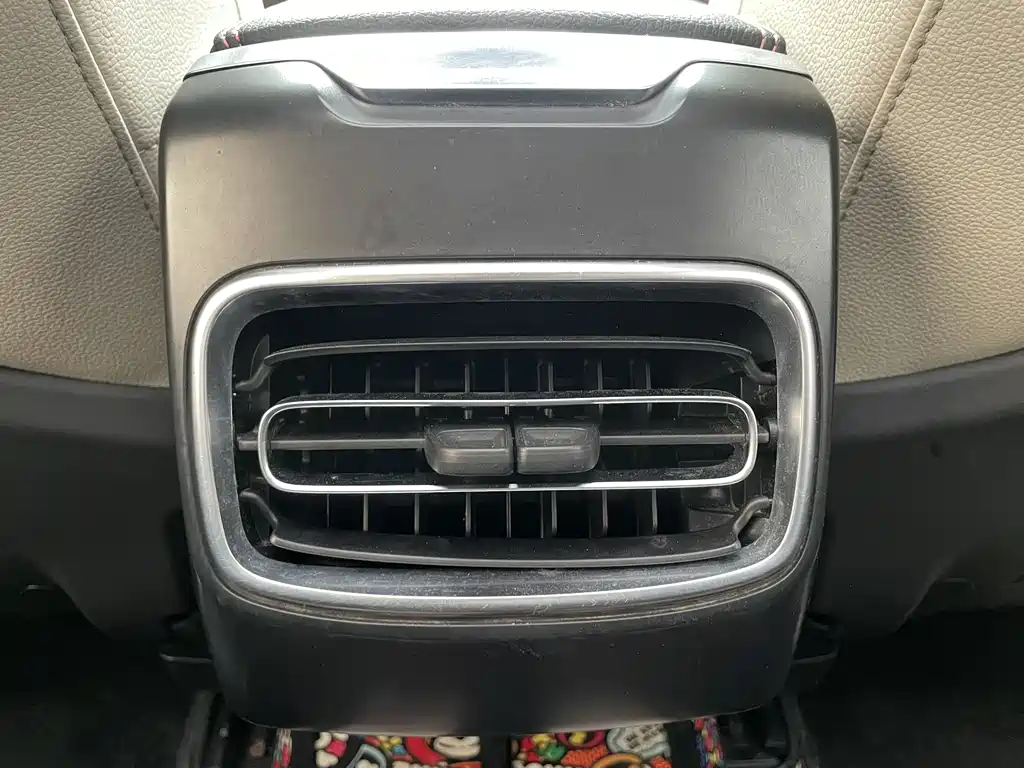 Lynk & Co 02 2018 1.5T DCT FWD Pro Edition China V
