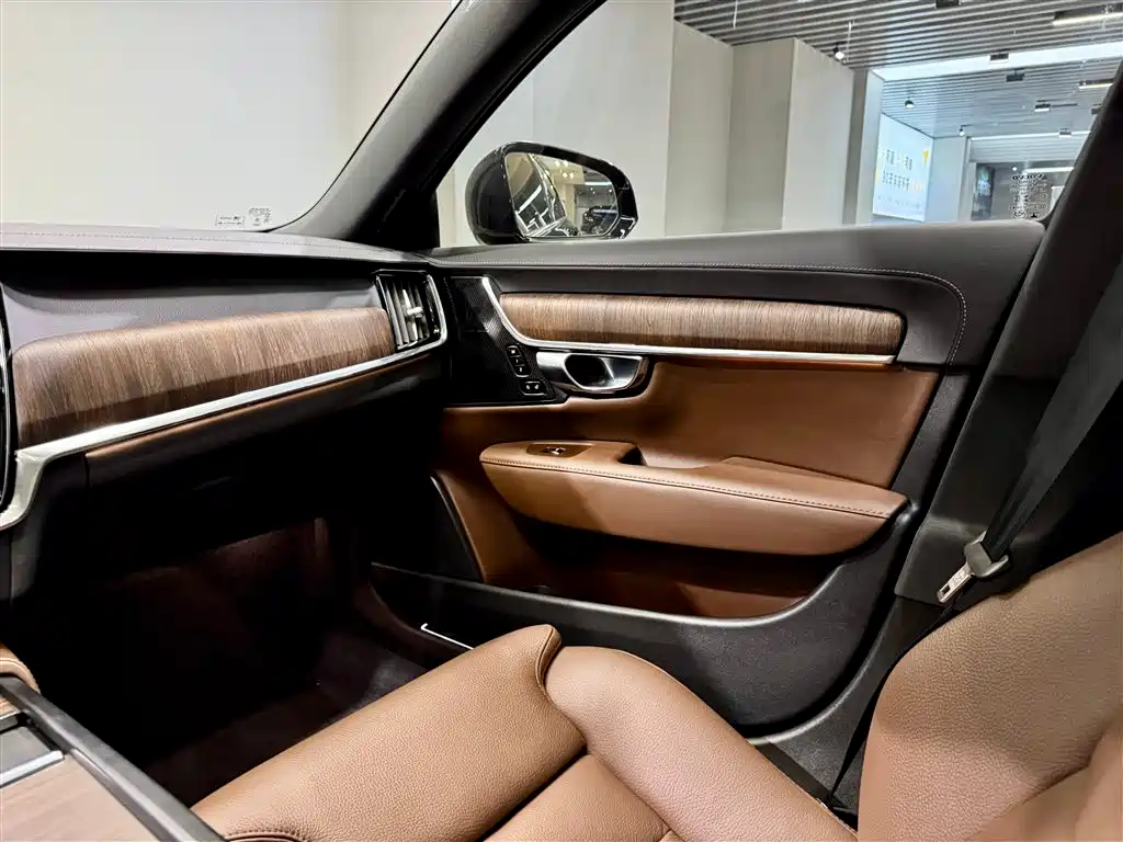 Volvo S90 2024 B5 Inscription