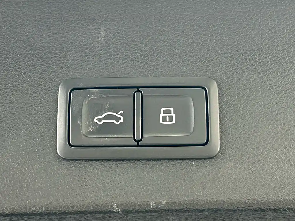 Audi Q2L 2024 35 TFSI Entry Dynamic - фото 27