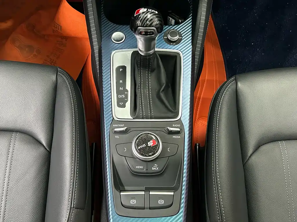 Audi Q2L 2024 35 TFSI Entry Dynamic - фото 20