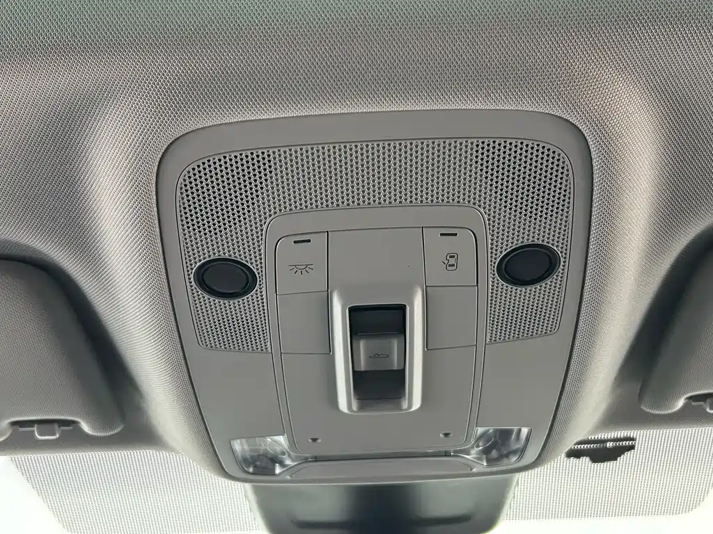 Audi Q2L 2024 35 TFSI Entry Dynamic - фото 21