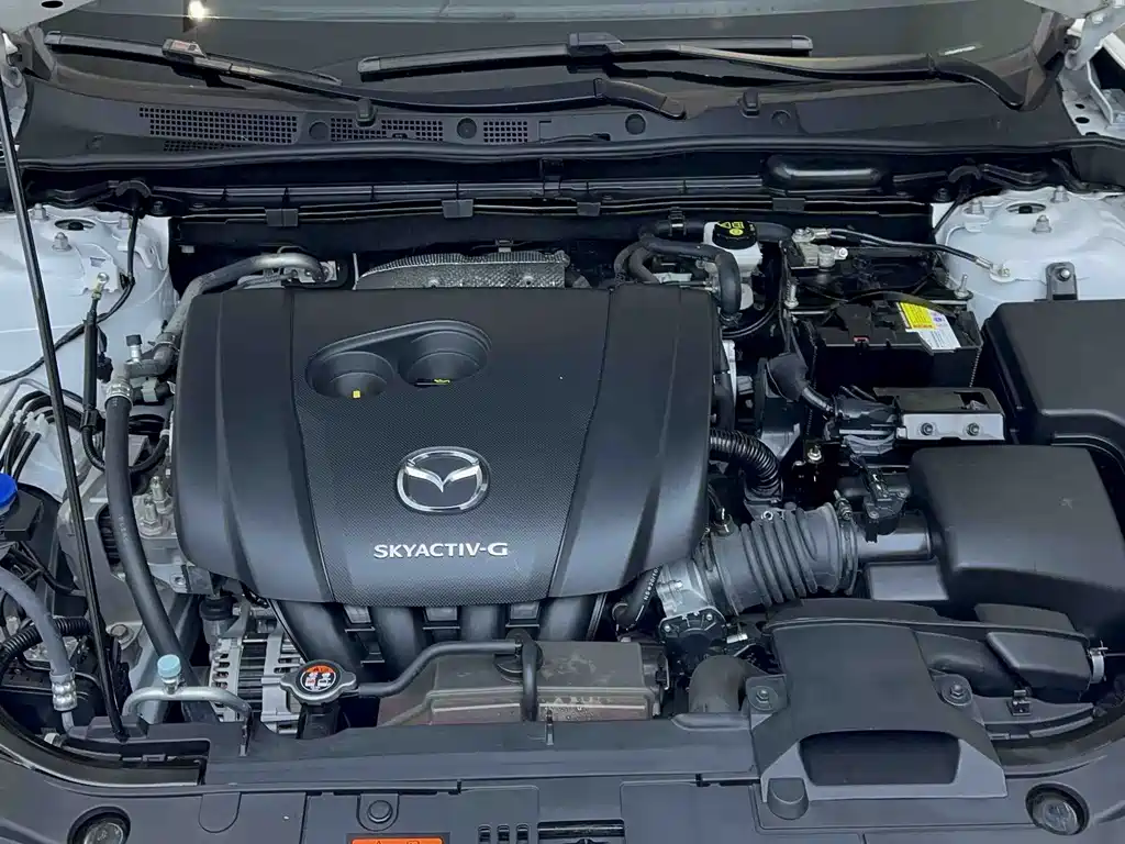Mazda CX-4 2021 2.0L Automatic FWD Blue Sky Taste Edition