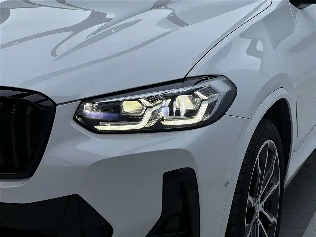BMW X3 2023 xDrive30i Leading Edition M Night Shadow Package