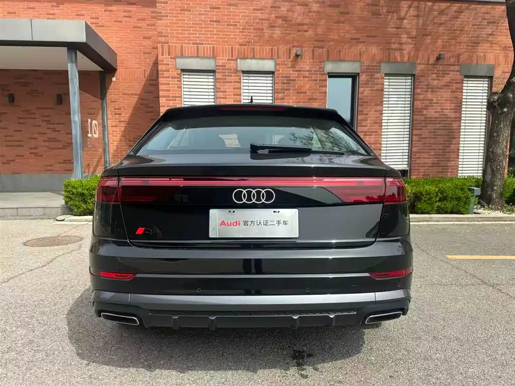 Audi Q8 2024 55 TFSI Luxury Dynamic