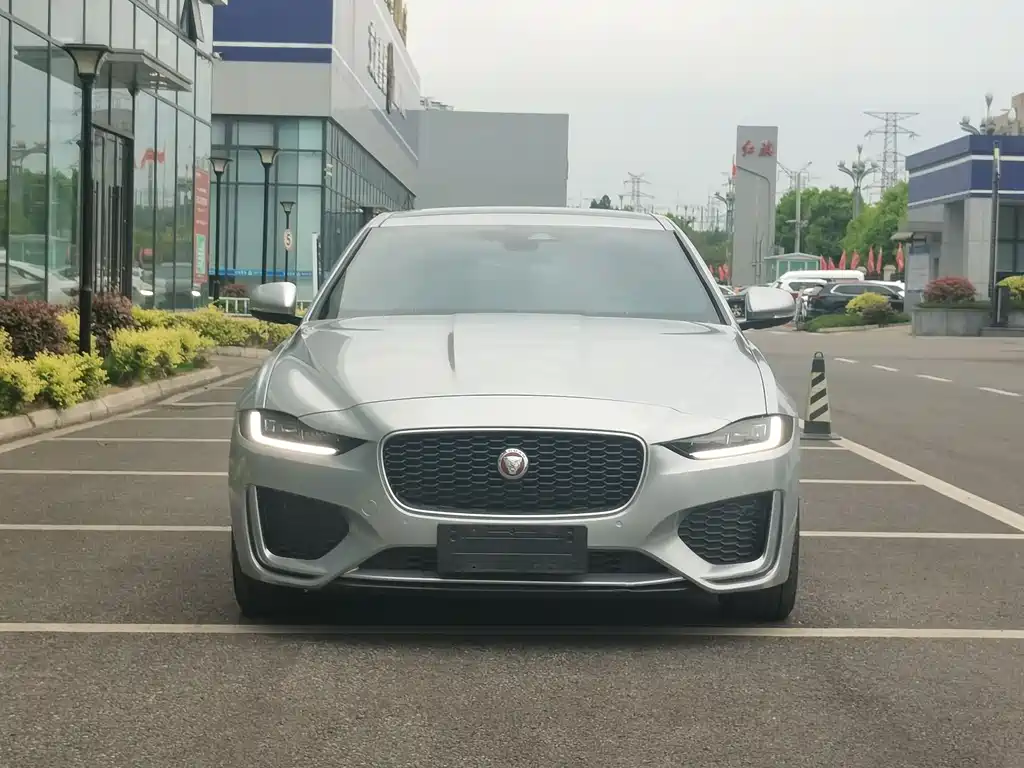 Jaguar XEL 2024 2.0T 250PS R-DYNAMIC S