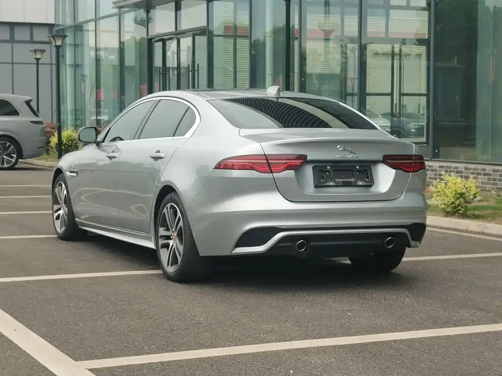 Jaguar XEL 2024 2.0T 250PS R-DYNAMIC S