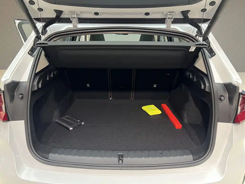 BMW iX1 2023 eDrive25L X Design Package
