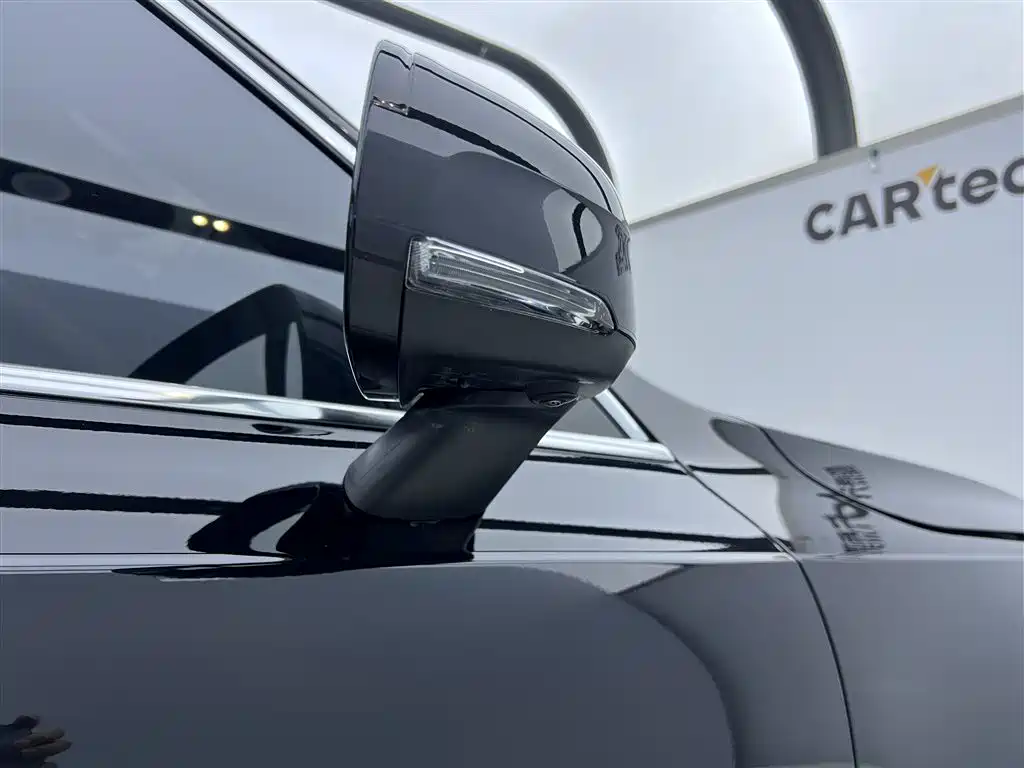 Volvo XC90 2023 B5 Momentum 7-seater