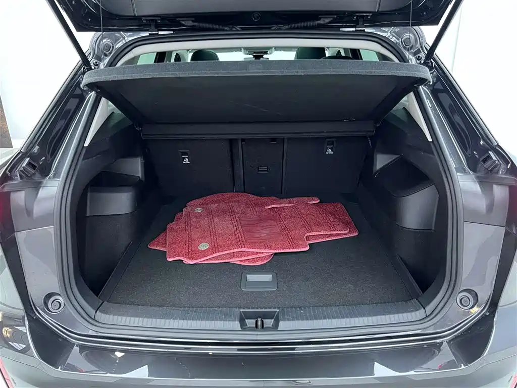 Tayron L 2025 330TSI 2WD Elite