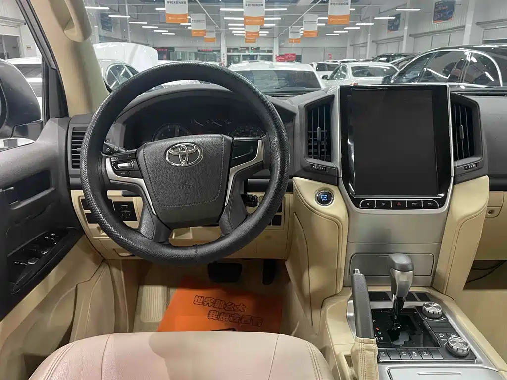 Toyota Land Cruiser 2016 4.0L Middle East Edition