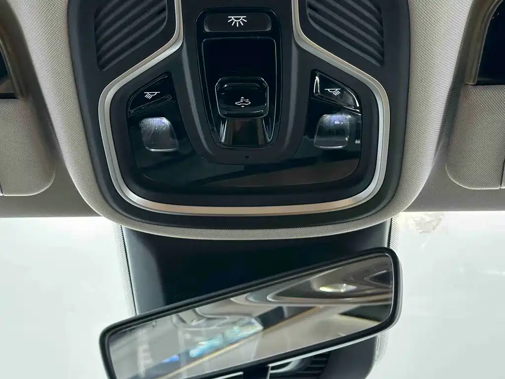 Geely Boyue L 2023 2.0TD DCT Flagship