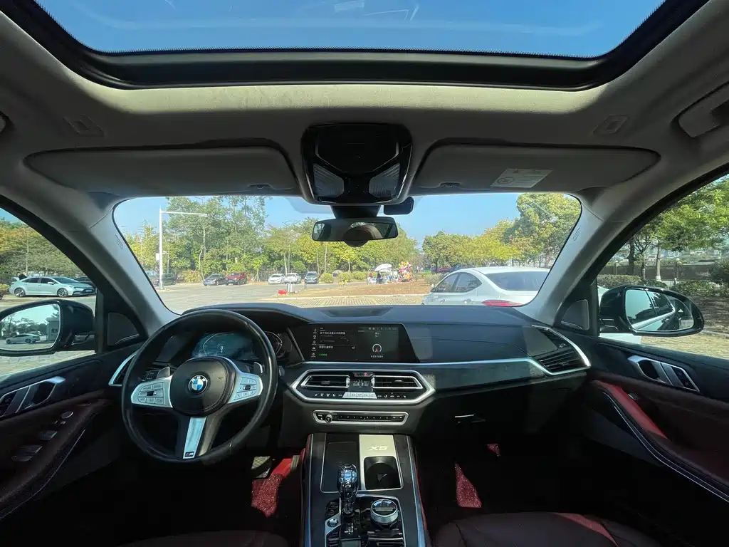 BMW X5 2022 xDrive 30Li M Sport Package - фото 15