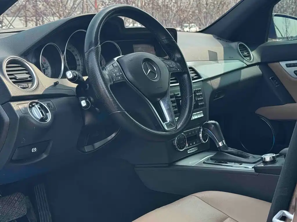 Mercedes-Benz C-Class 2011 C 200 Fashion Estate