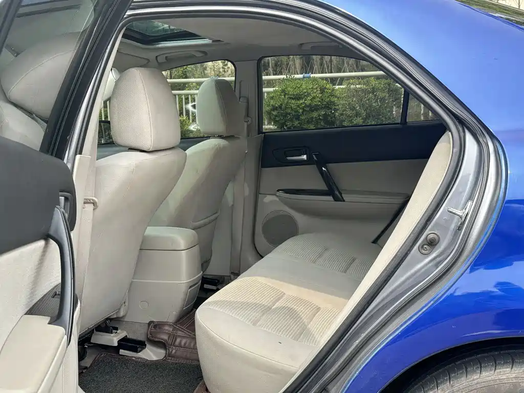 Mazda 6 2006 2.0L Manual