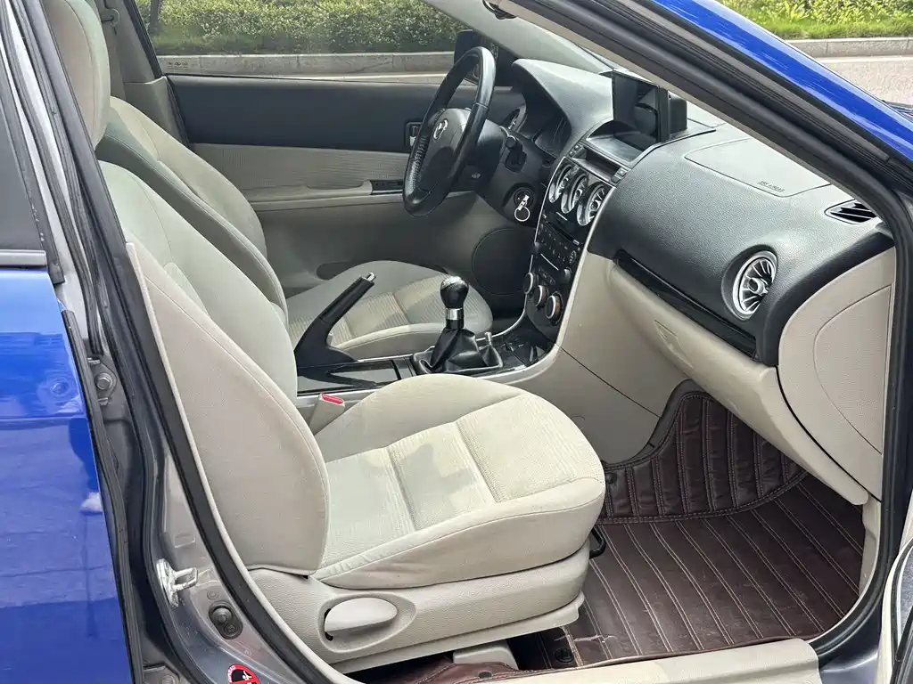 Mazda 6 2006 2.0L Manual
