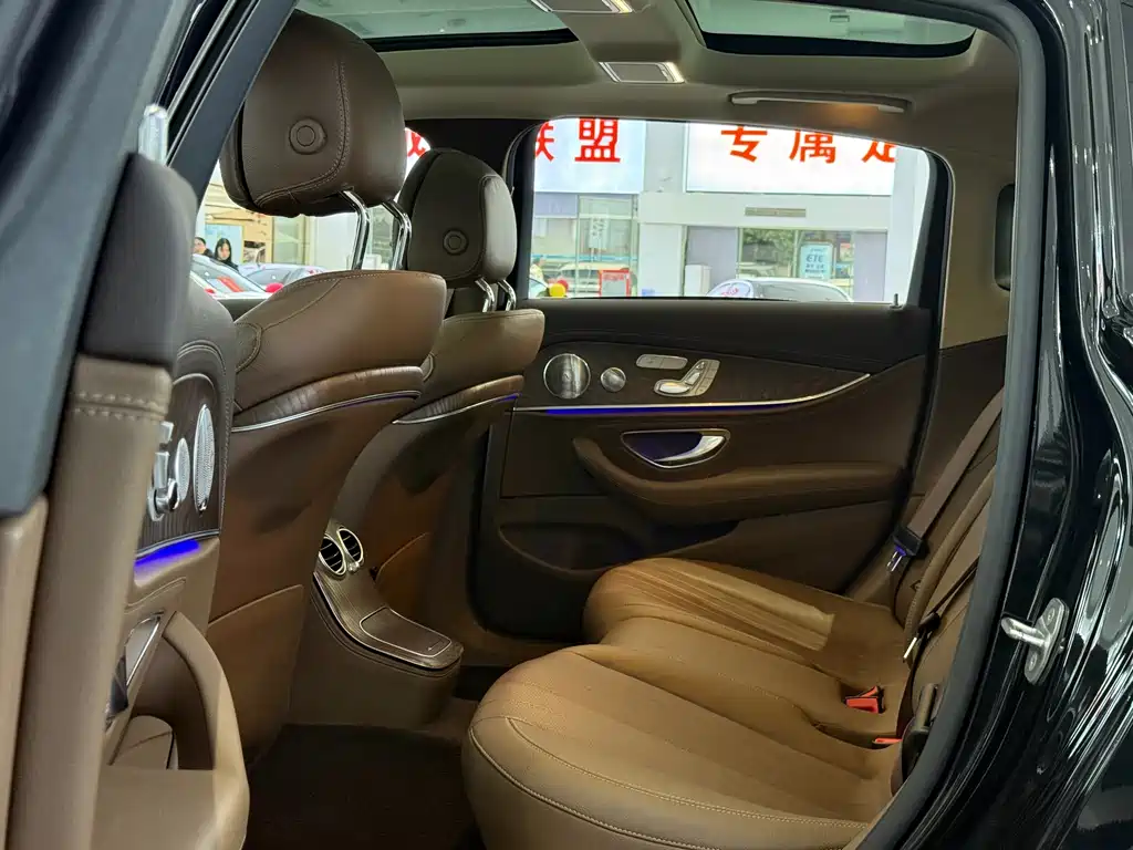 Mercedes-Benz E-Class 2021 E 300 L Luxury