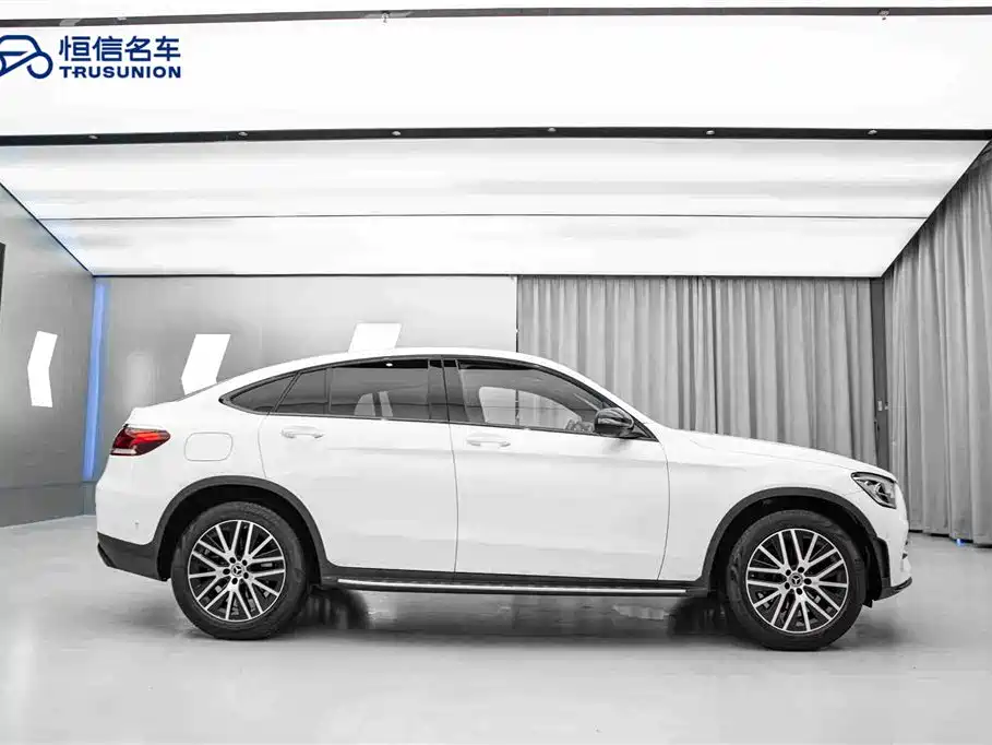 Mercedes-Benz GLC Coupe 2021 GLC 300 4MATIC Coupe SUV