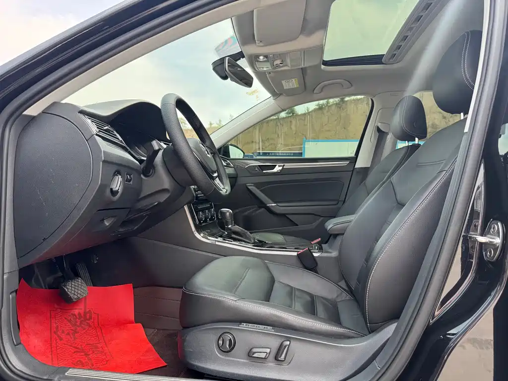 Passat 2016 330TSI DSG Yuzun Edition