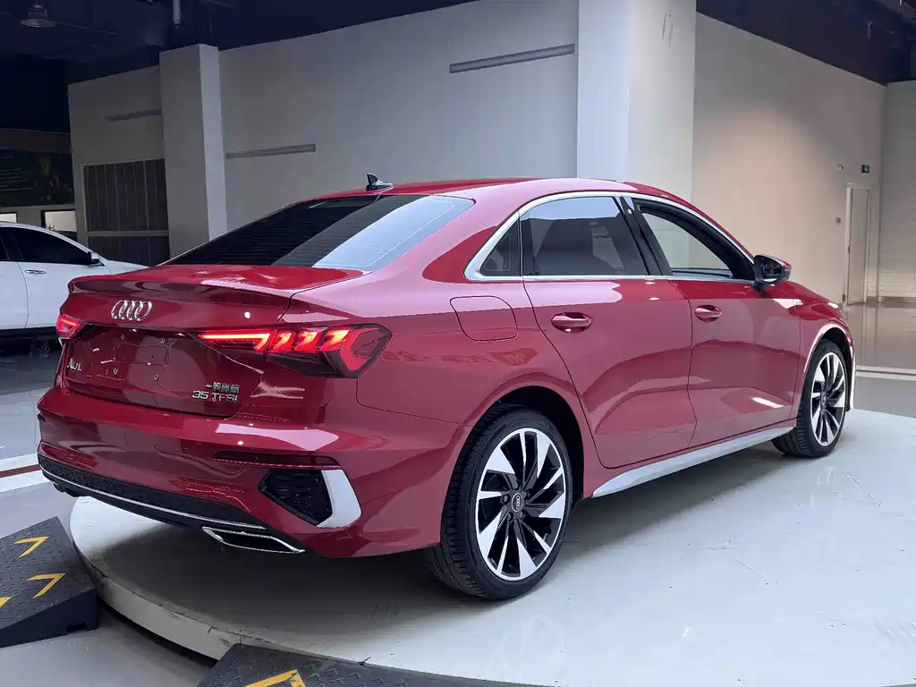 Audi A3L Limousine 35 TFSI Fashion Sport Edition 2023 Facelift