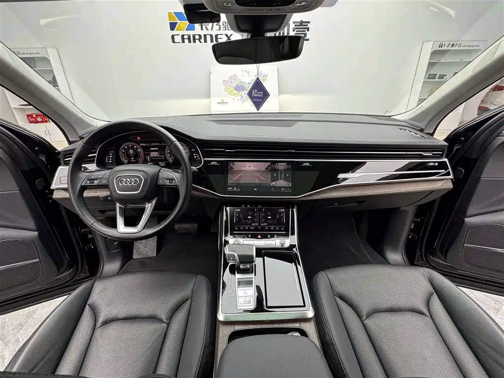 Audi Q7 2023 55 TFSI quattro S line Sport Edition