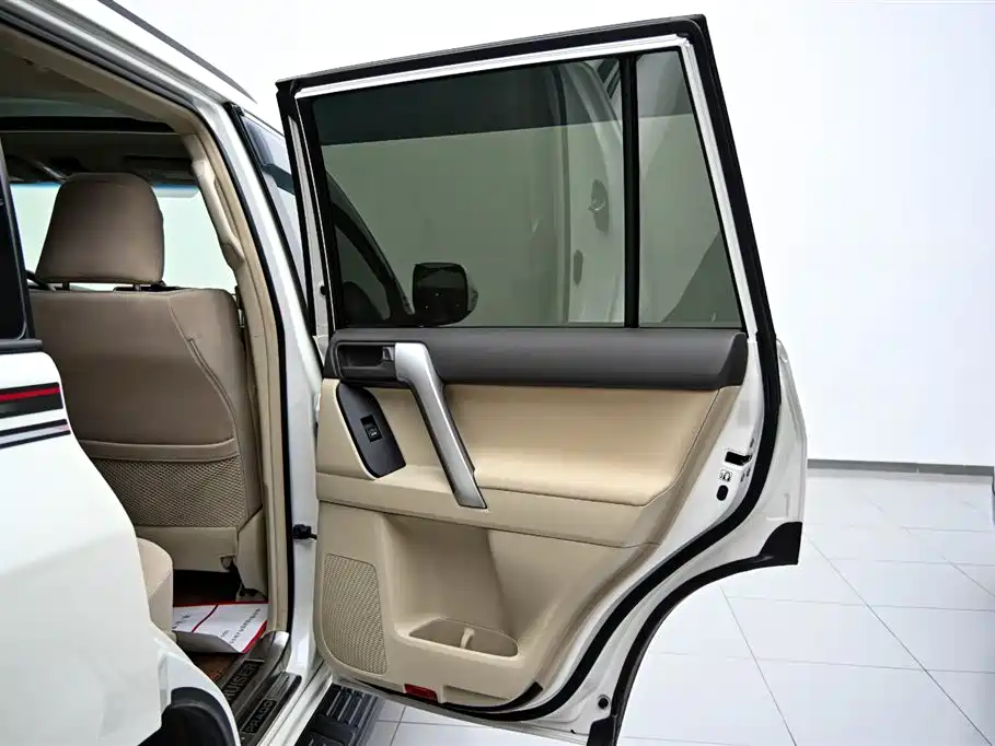 Toyota Prado (Imported) 2023 4.0L Middle East Edition