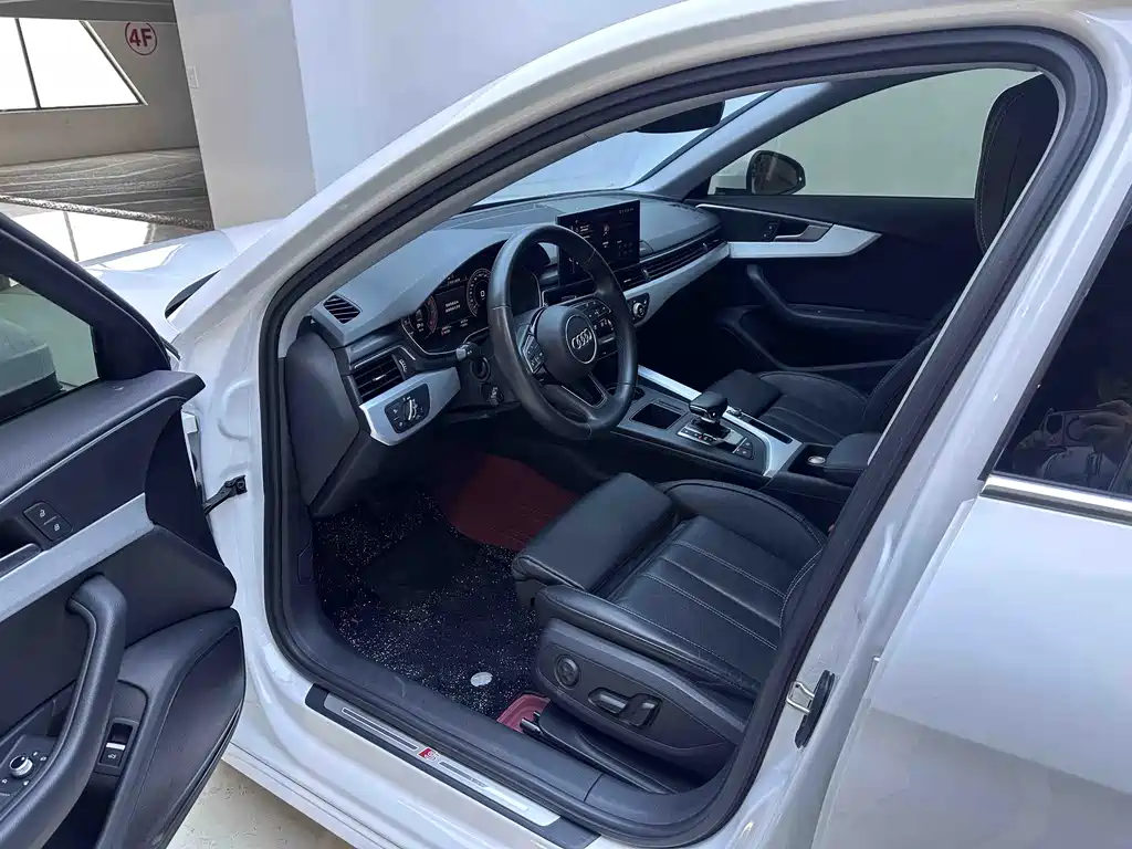 Audi A4L 2022 35 TFSI Fashion Dynamic