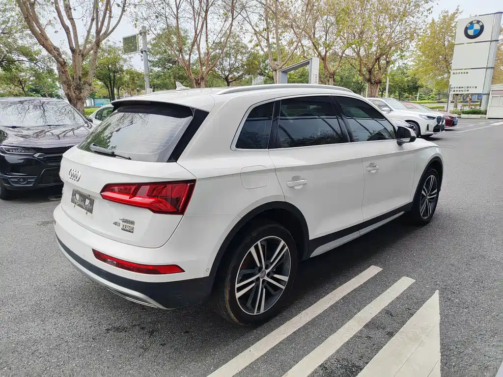 Audi Q5L 2020 45 TFSI Exclusive Edition