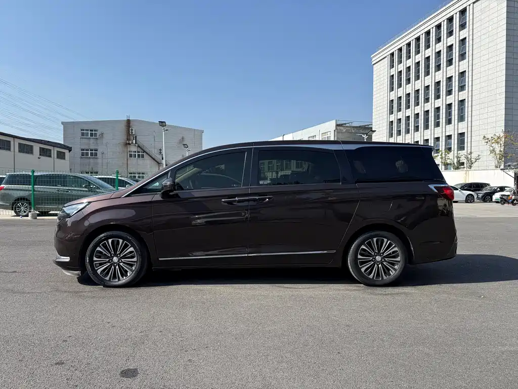 Buick GL8 2020 ES Land Business Class 653T Flagship Edition