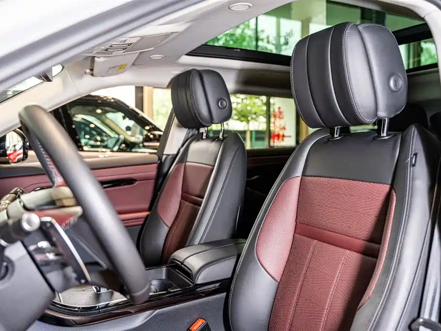 Range Rover Evoque L 2026 HSE