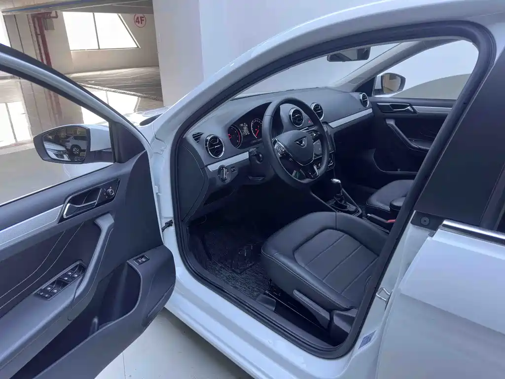Jetta VA3 2021 1.5L Automatic Glory Edition