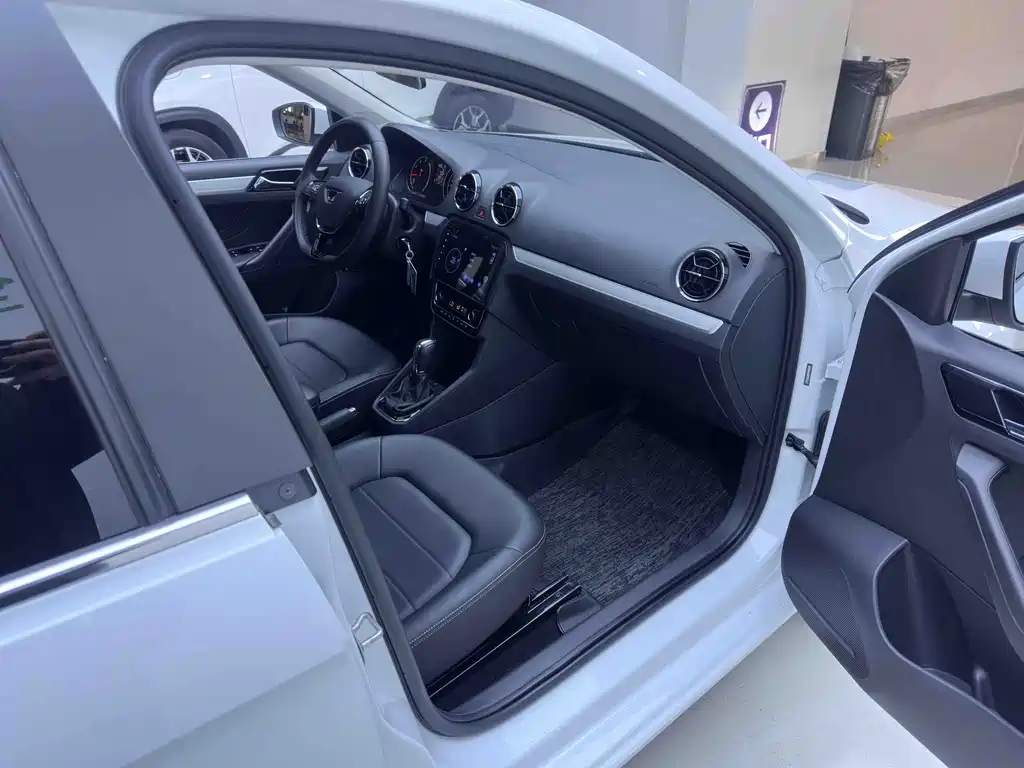 Jetta VA3 2021 1.5L Automatic Glory Edition