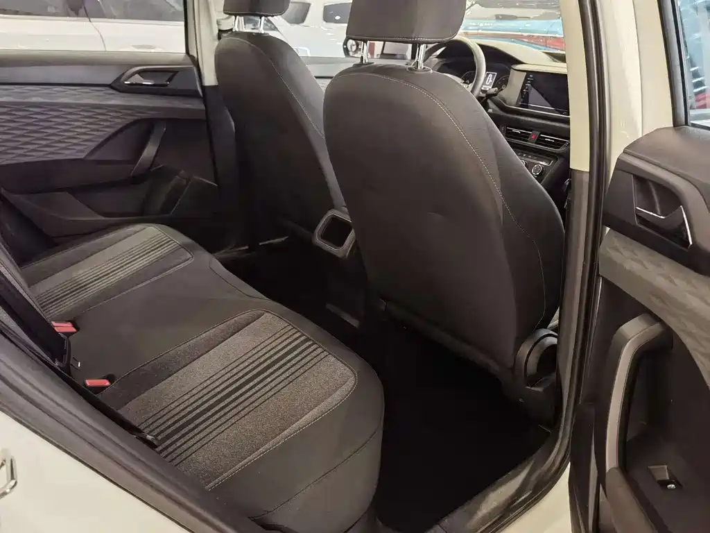 Volkswagen Tharu 2021 280TSI FWD Fashion Edition