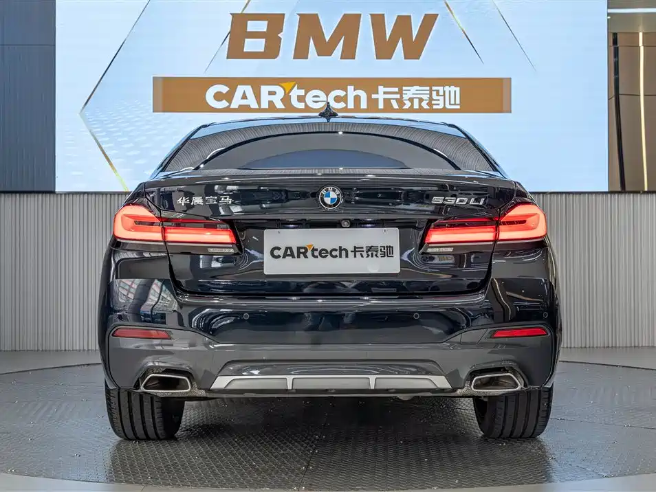 BMW 5 Series 2023 530Li Leading Edition M Sport Package - фото 3
