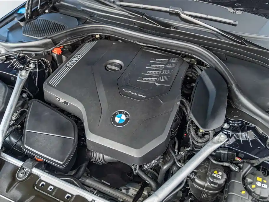 BMW 5 Series 2023 530Li Leading Edition M Sport Package - фото 9