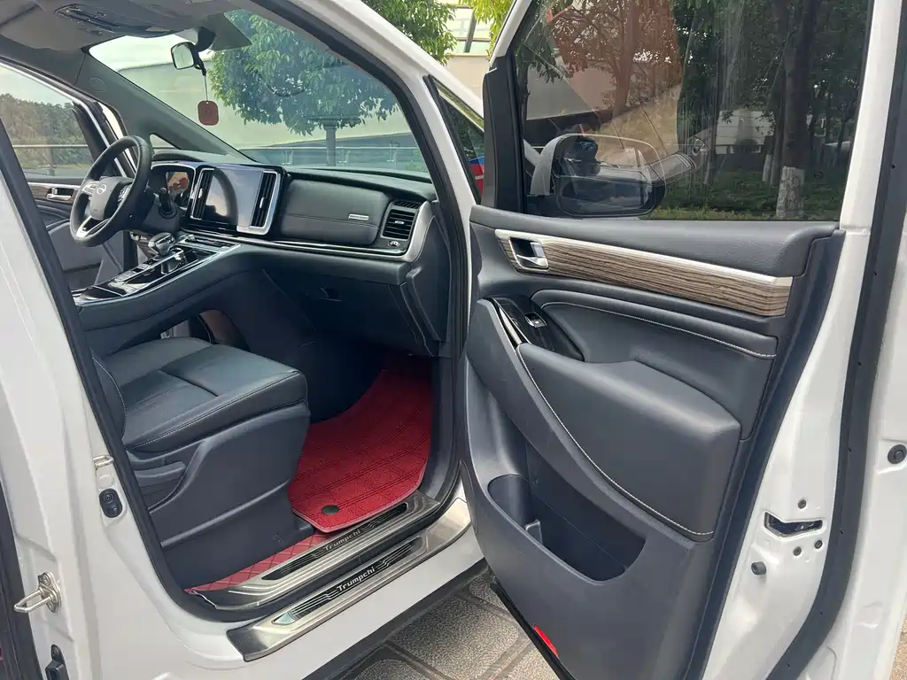 GAC Trumpchi M8 2023 Lingxiu Series 390T Exclusive Edition
