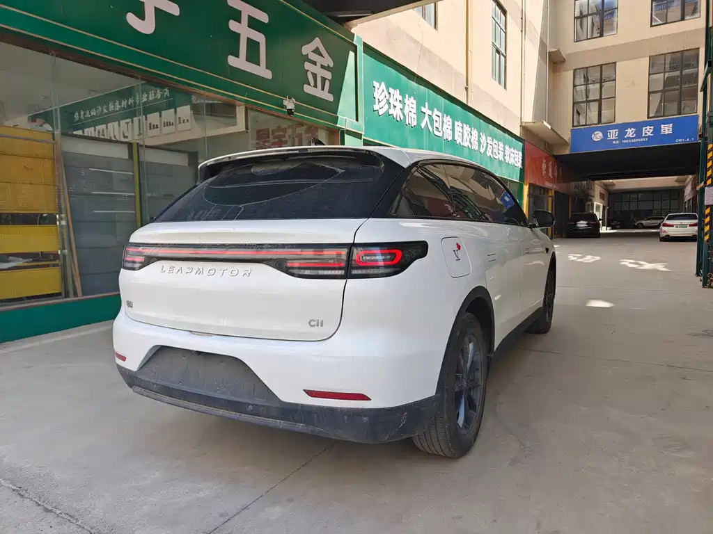Leapmotor C11 2023 EREV 285 Comfort Edition