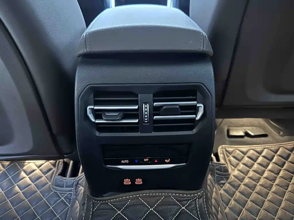 BMW 3 Series 2023 320Li M Sport Package - фото 20