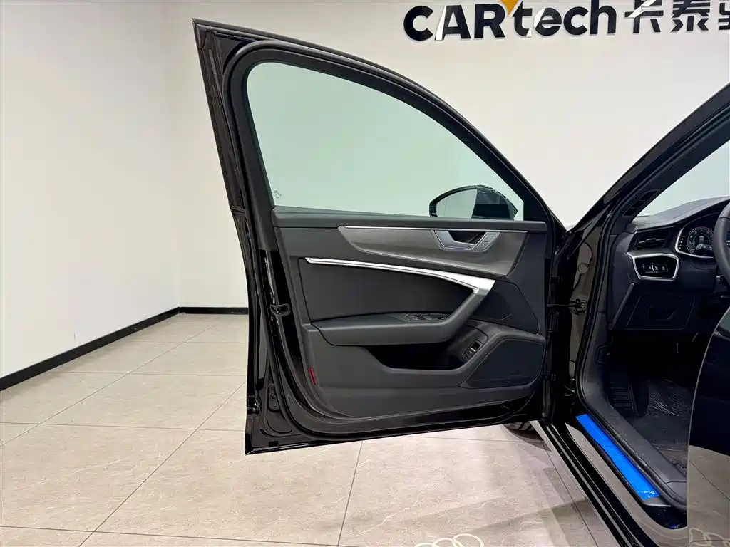 Audi A6L 2025 Facelift 40 TFSI Luxury Dynamic Edition