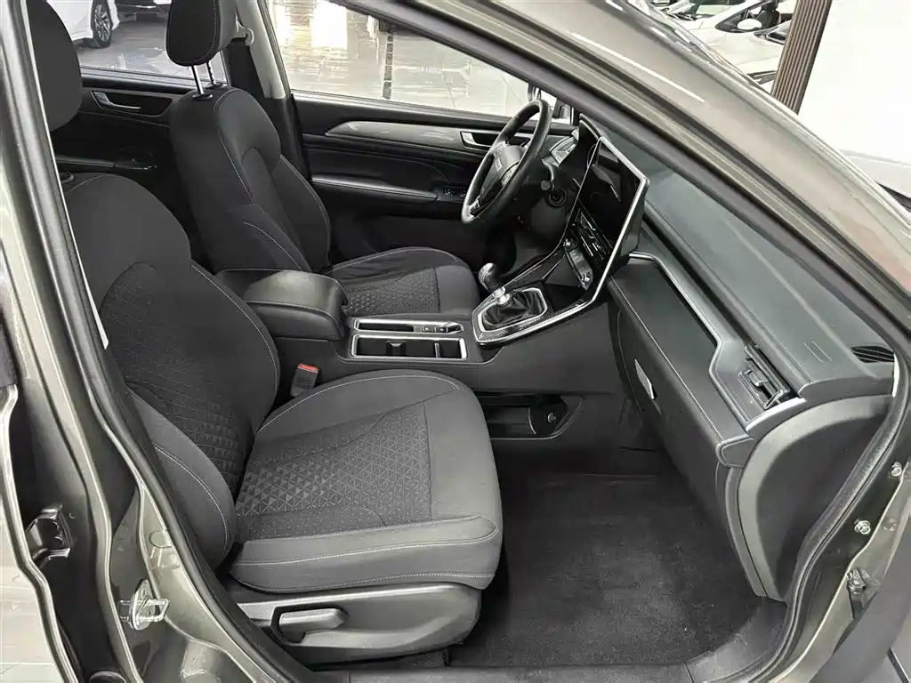 Haval M6 Plus 2021 1.5T Manual Elite Smart Connectivity Edition
