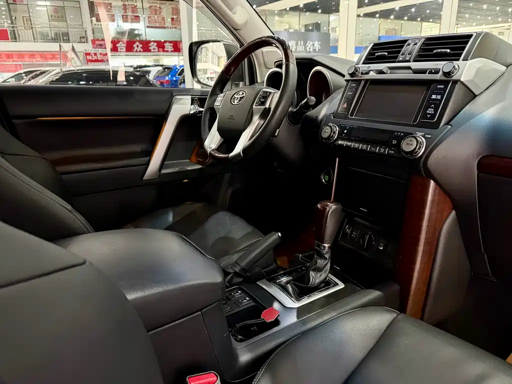 Toyota Prado 2016 3.5L Automatic TX-L NAVI