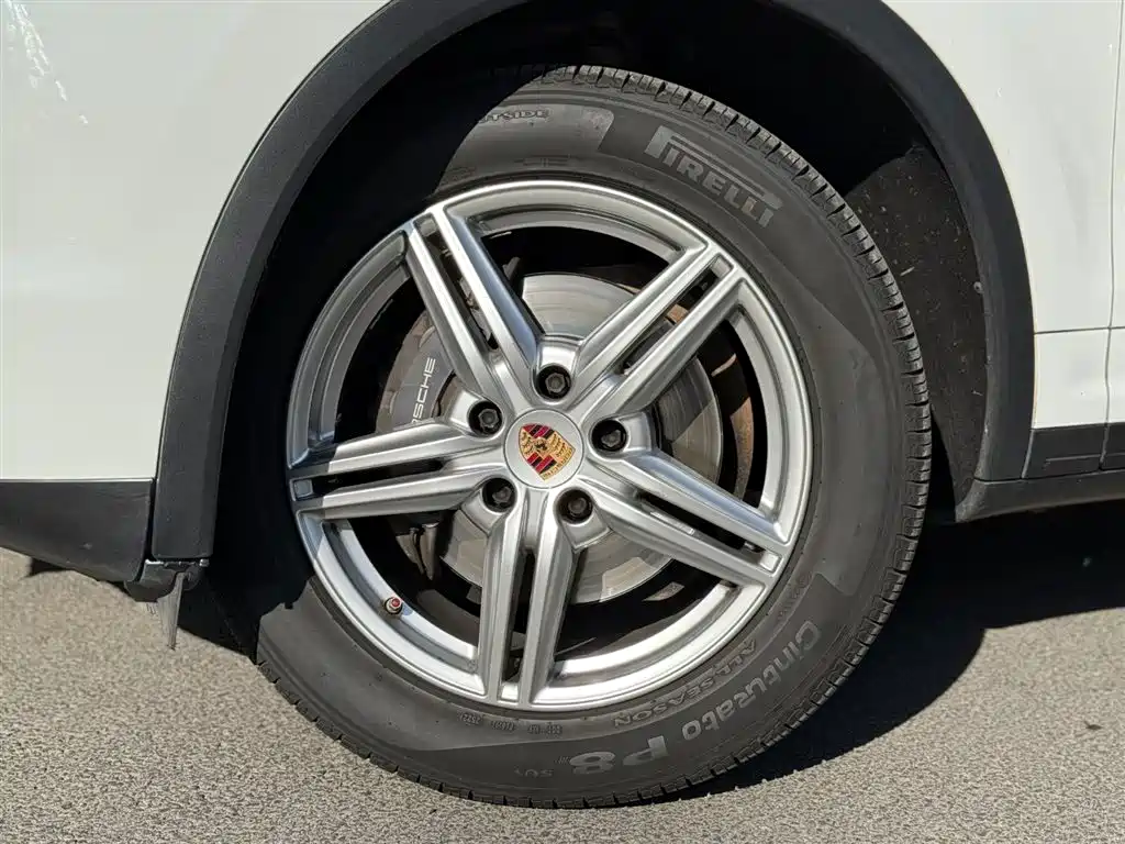 Porsche Cayenne 2014 Cayenne Platinum Edition 3.0T