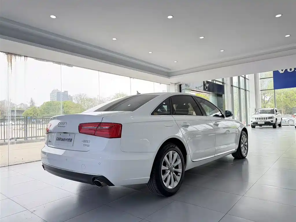 Audi A6L 2014 TFSI Comfort