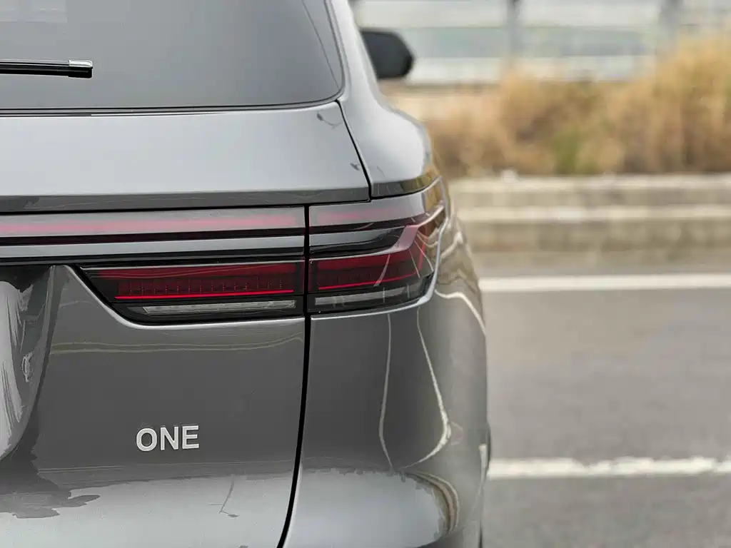 Li Auto ONE 2020 EREV 6-Seater