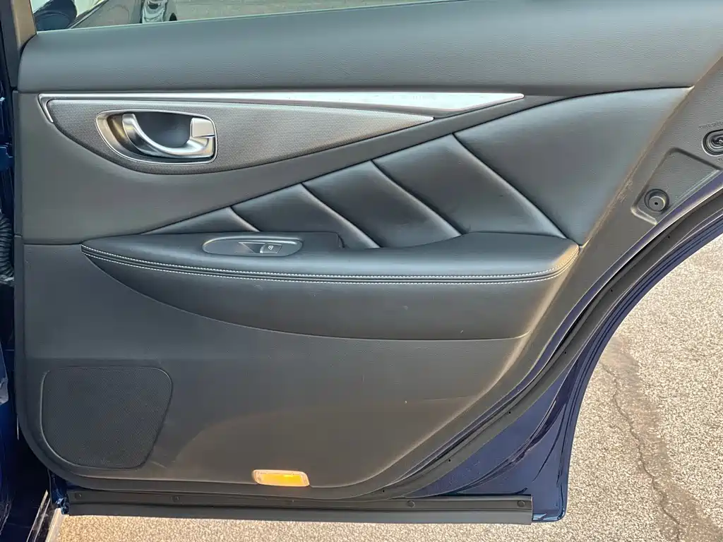 Infiniti Q50L 2021 2.0T Jinxiang Edition