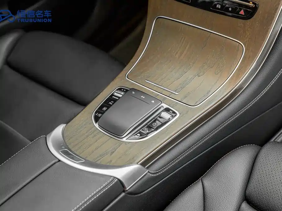 Mercedes-Benz GLC 300 L 4MATIC