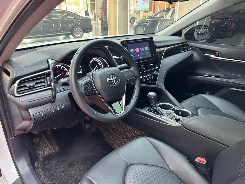 Camry 2023 2.0GVP Leading Edition