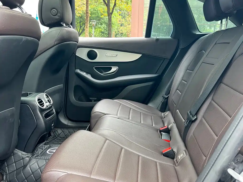Mercedes-Benz GLC 260 L 4MATIC